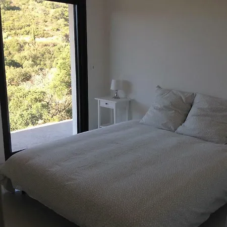 Saint Tropez Vila *